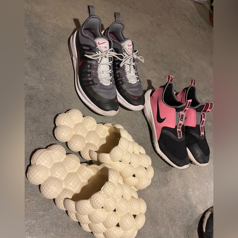 3 pair of 6y shoes